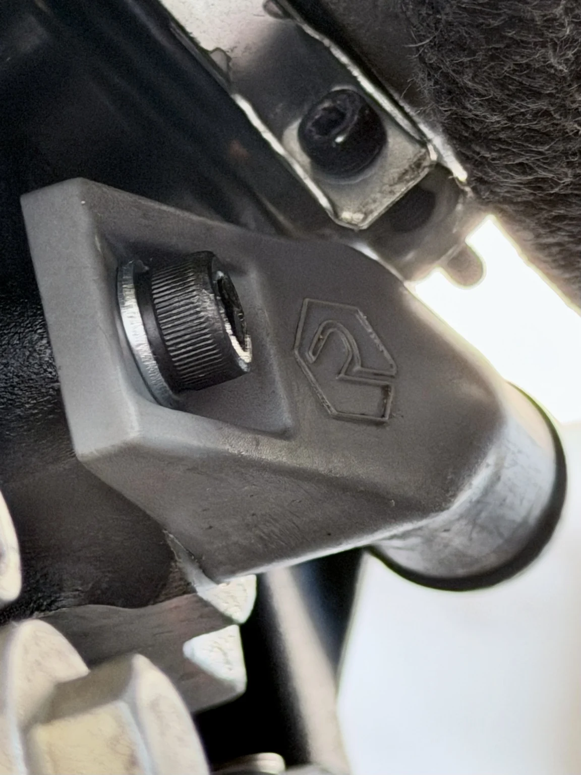 GEN II coolant sleeve elbow mounted at the engine cylinder with supplied fastener